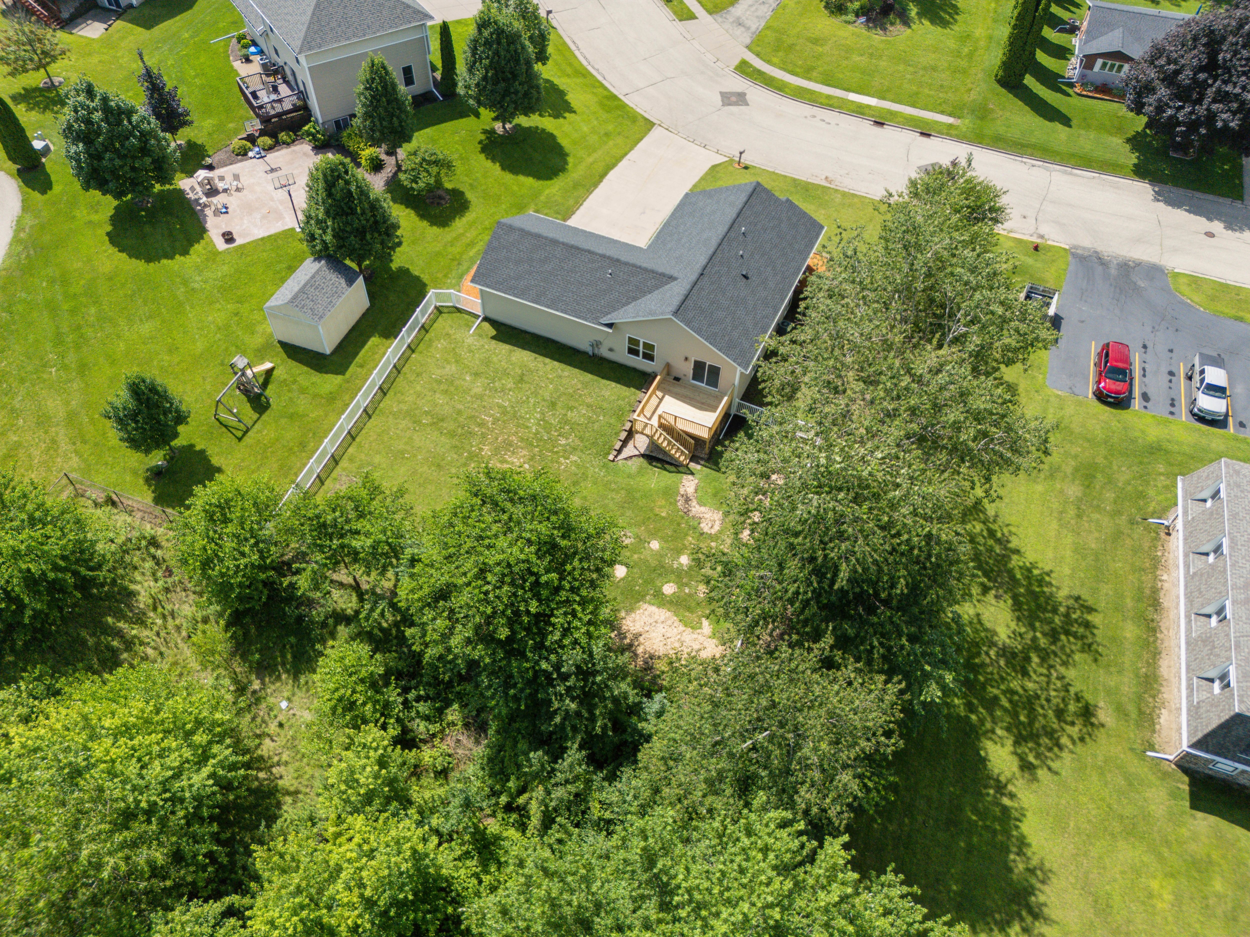 Listing Photo: 52-505 780 Country Club Ct Drone